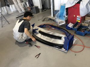 リアウィングの取付