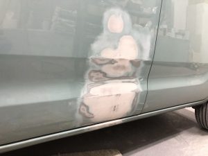 スペーシアのドア修理