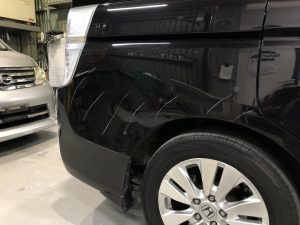 ステップワゴンのクォーターパネル修理