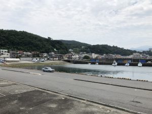 ドライブ
