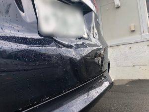 ホンダ・シャトルのバックドア交換