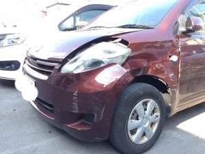 見通しの悪い交差点で
