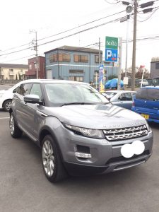ホワイトルーフからブラックルーフへ